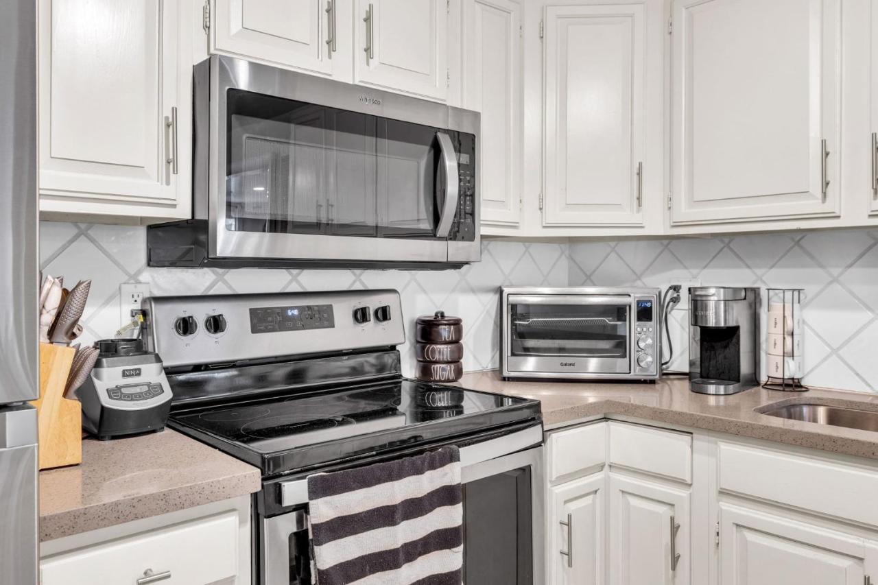 2bd 2ba With Hot Tub And Pool Appartement *